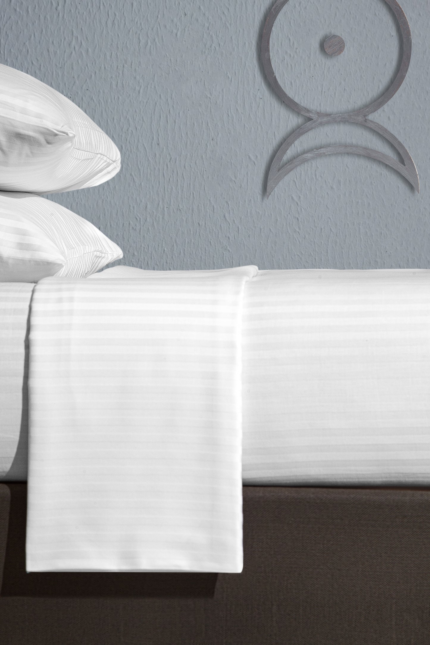 Platinum Serisi Çizgili Saten Çift Kişilik Çarşaf 280x280cm (5 Adet)